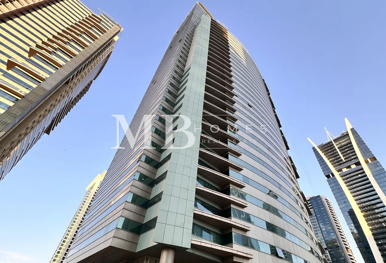FULL FLOOR IN ONE LAKE PLAZA, JLT CLUSTER T